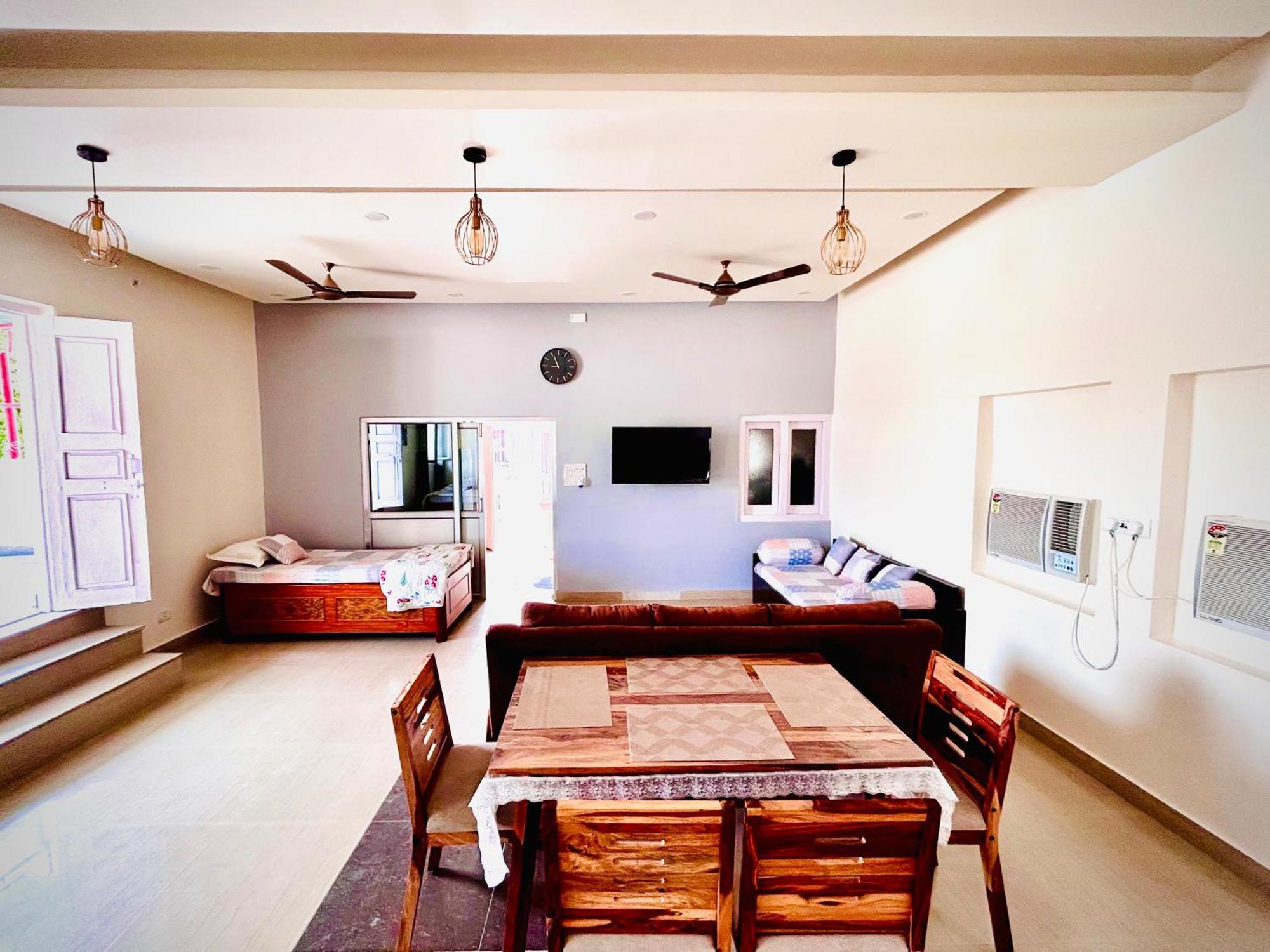 Villa Gooseberry Garden à Ayodhya Extérieur photo